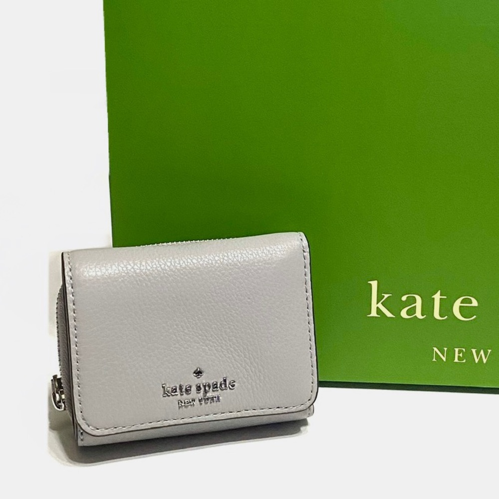 🆕 ♠️ Kate Spade Small Trifold Wallet
